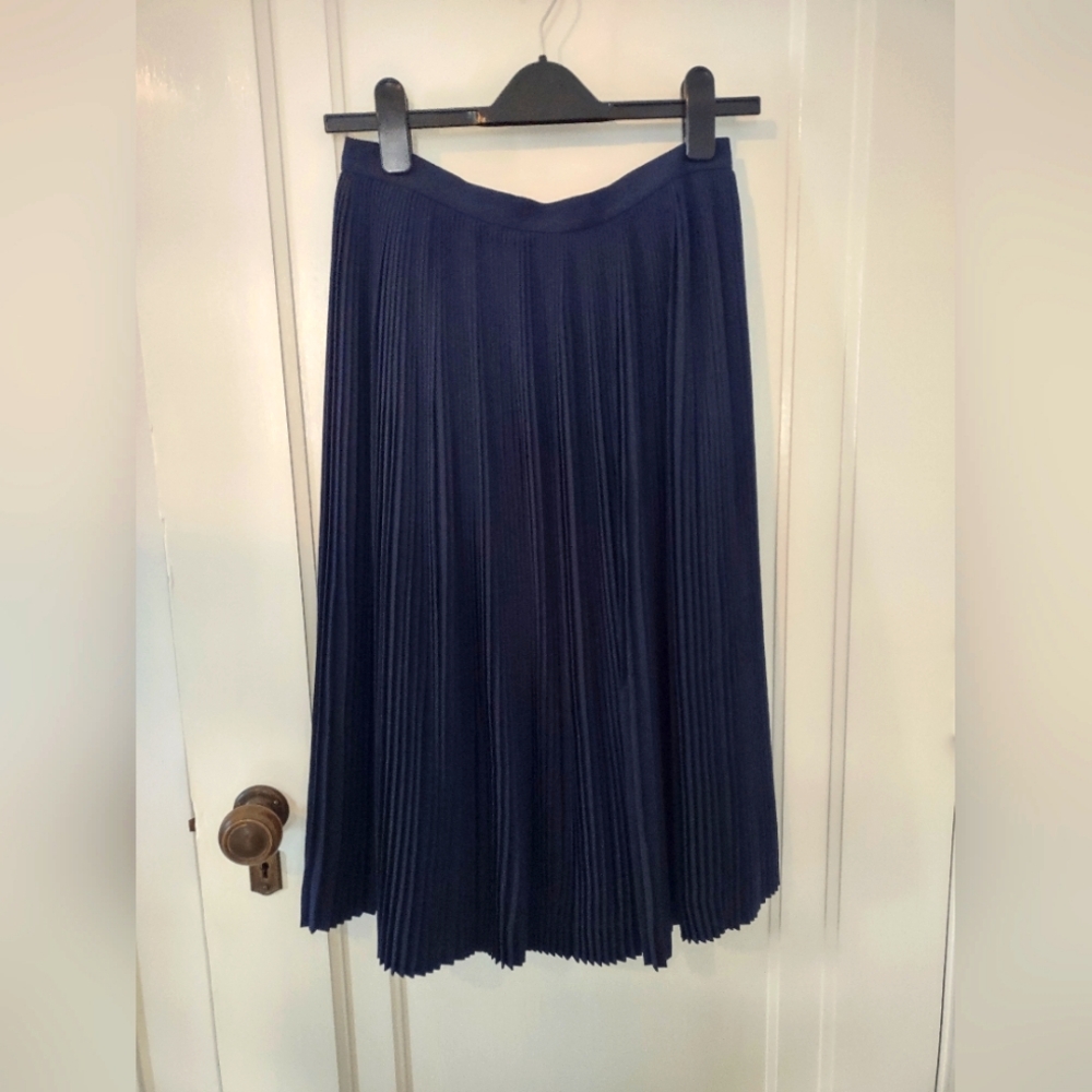 J. Crew Accordion pleated skirt size 2 Navy Blue